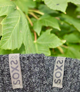 SOXS.CO dunkelgrüne Wollsocken, mittelhoch, forest night