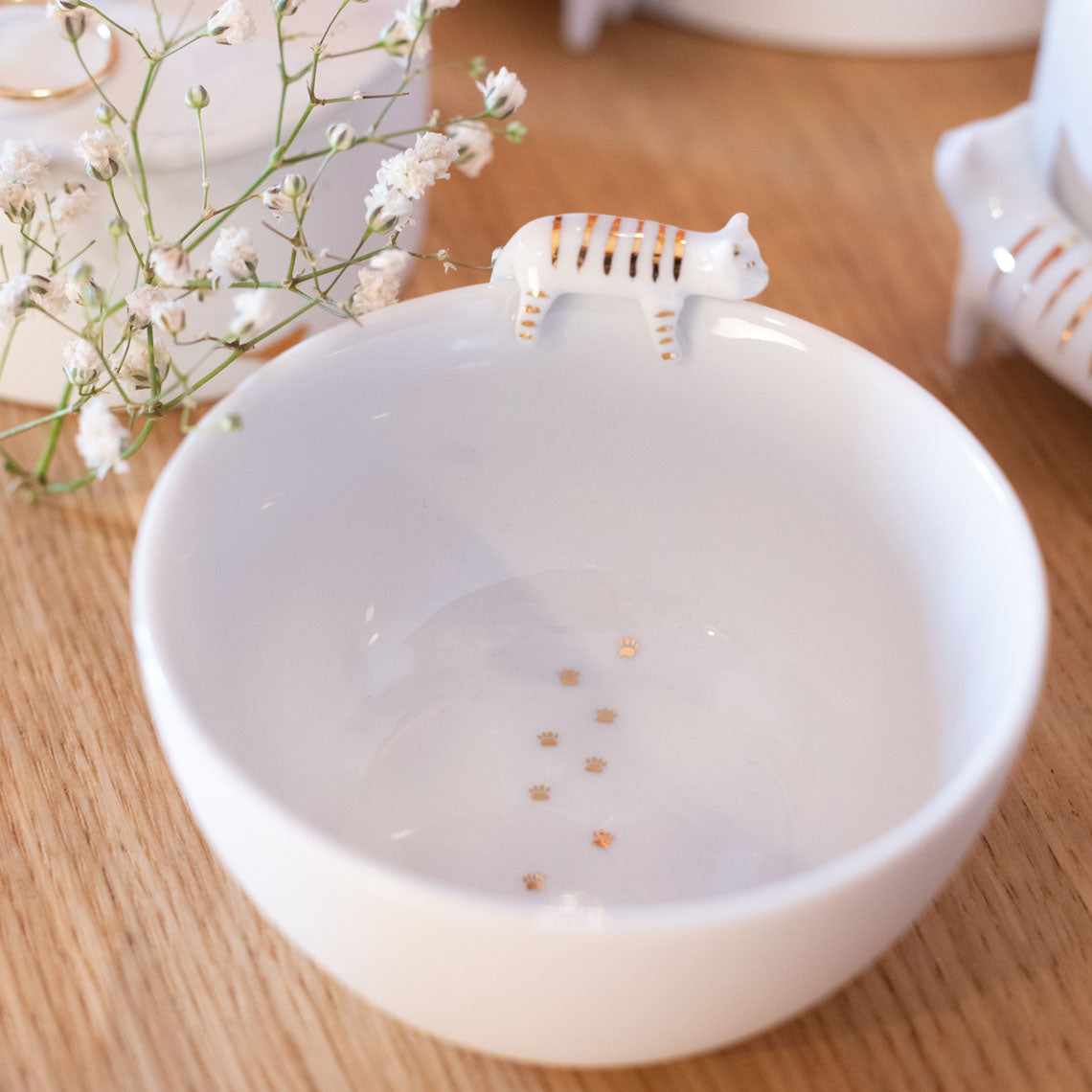 räder PORZELLANGESCHICHTEN. SCHALE "KATZE"