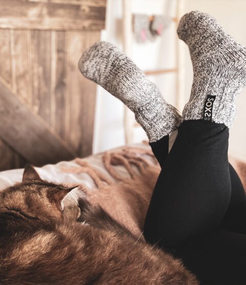 SOXS.CO Wollsocken jet black grau mittelhoch